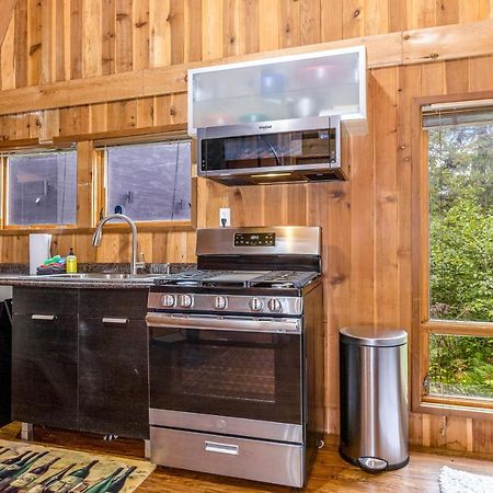 Alpine Meadows Cabin Гърдууд Екстериор снимка