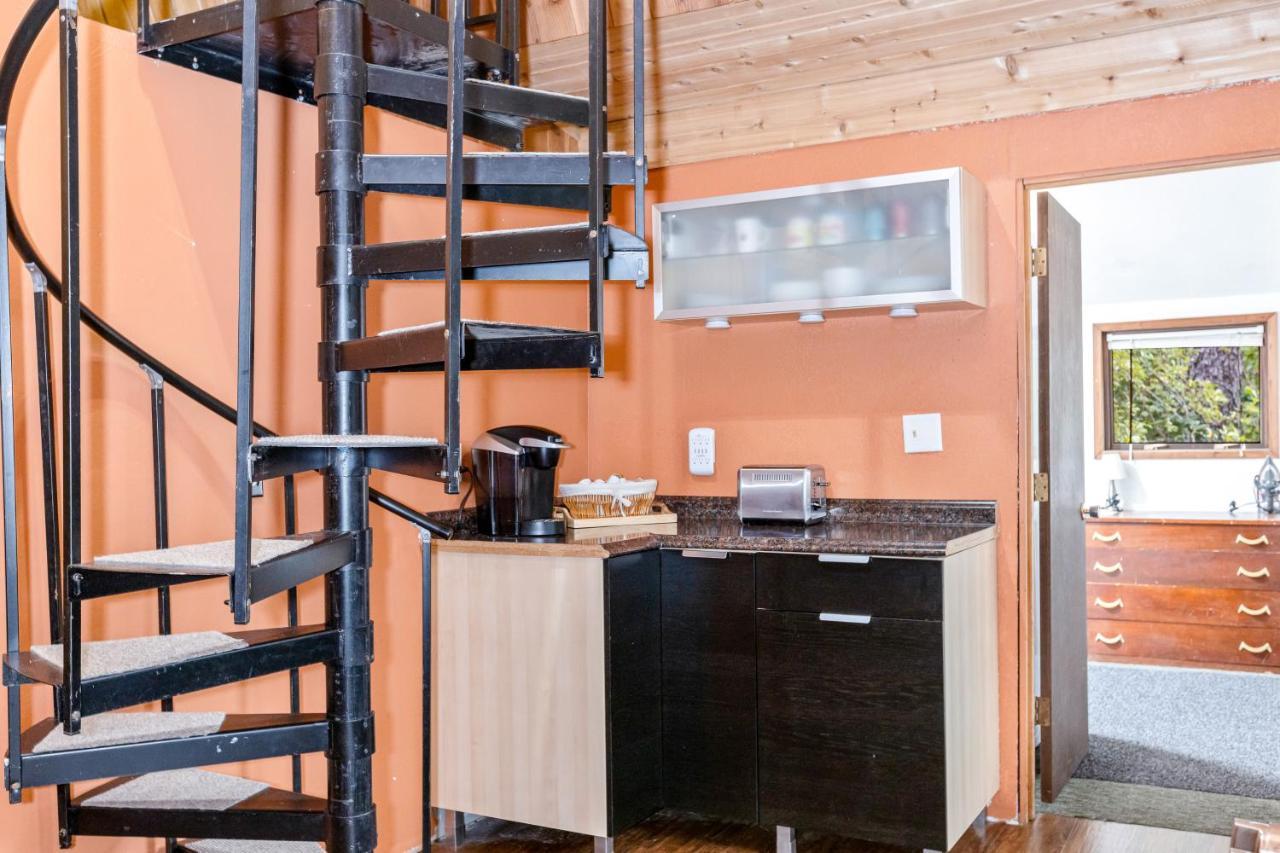 Alpine Meadows Cabin Гърдууд Екстериор снимка