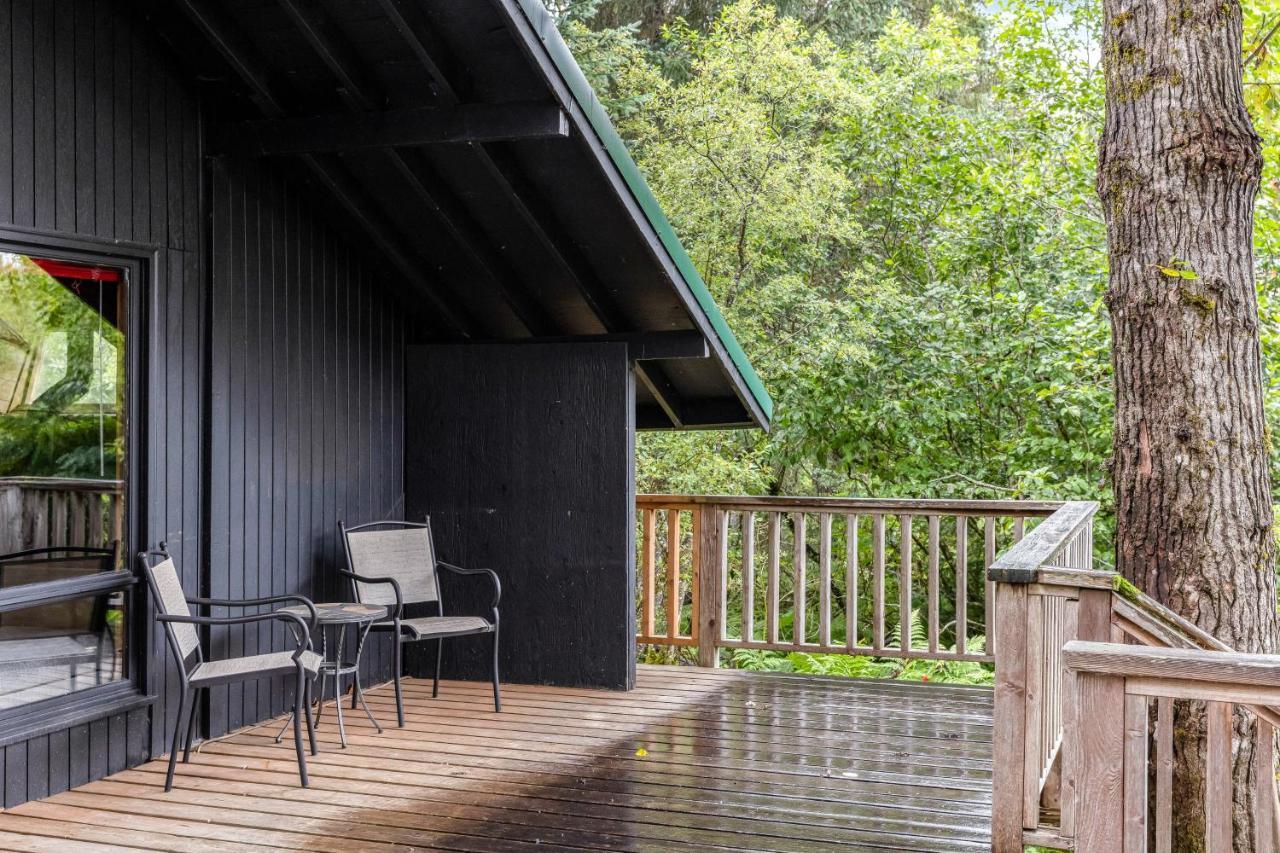 Alpine Meadows Cabin Гърдууд Екстериор снимка