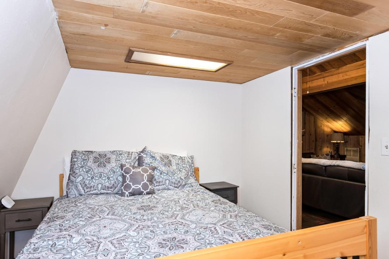 Alpine Meadows Cabin Гърдууд Екстериор снимка