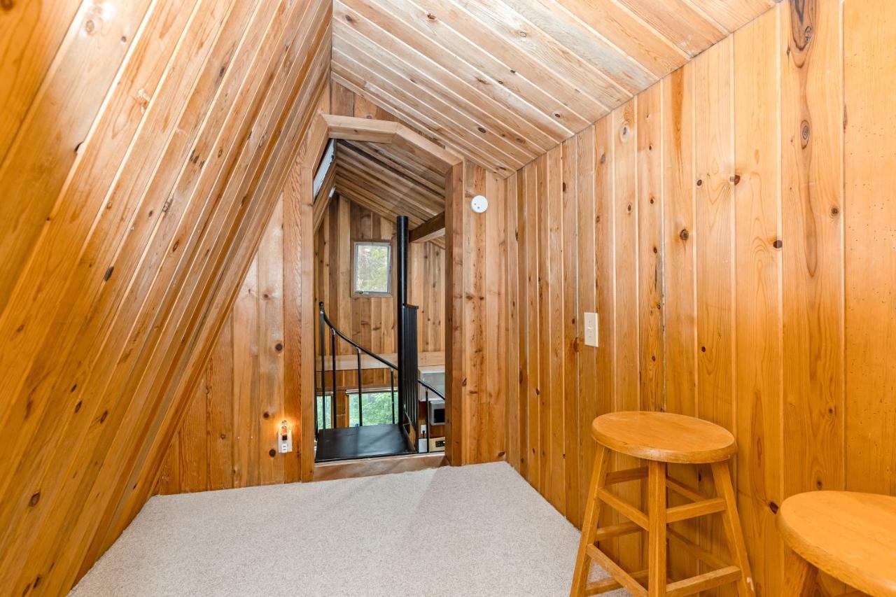 Alpine Meadows Cabin Гърдууд Екстериор снимка